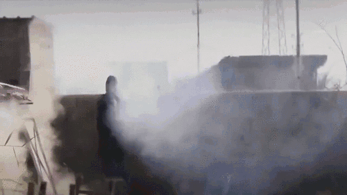 파일:대전차미사일맞은전차.gif