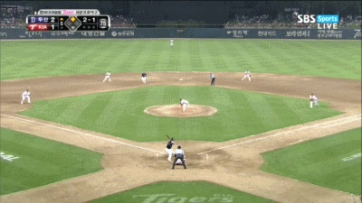 파일:정자도 안하는 수비.gif