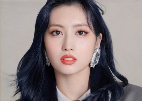 파일:트와이스 모모(I CAN'T STOP ME).jpg