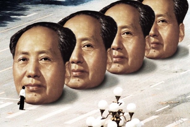 파일:못된똥 앞의 마지막 중국인.jpeg