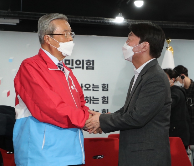 파일:김종인 안철수.jpg