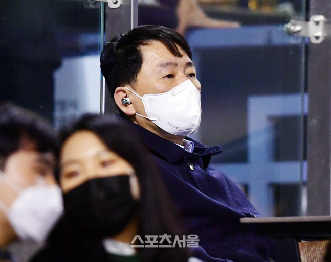 파일:0000894327 001 20221025222003667.jpg