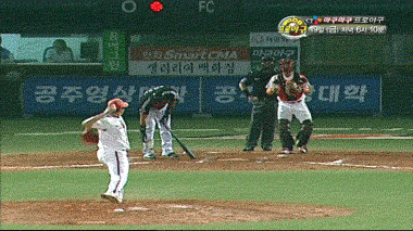 파일:고의폭투.gif