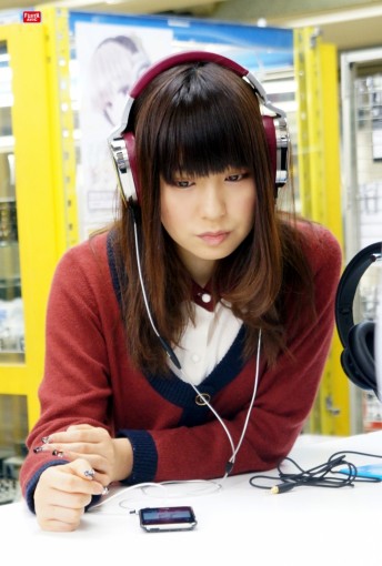 파일:E8julia.jpg