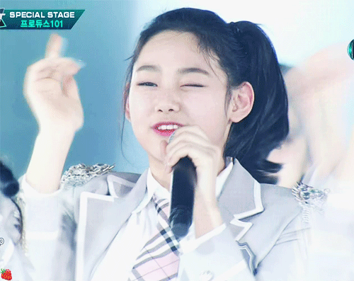 파일:강미나너무귀여워.gif