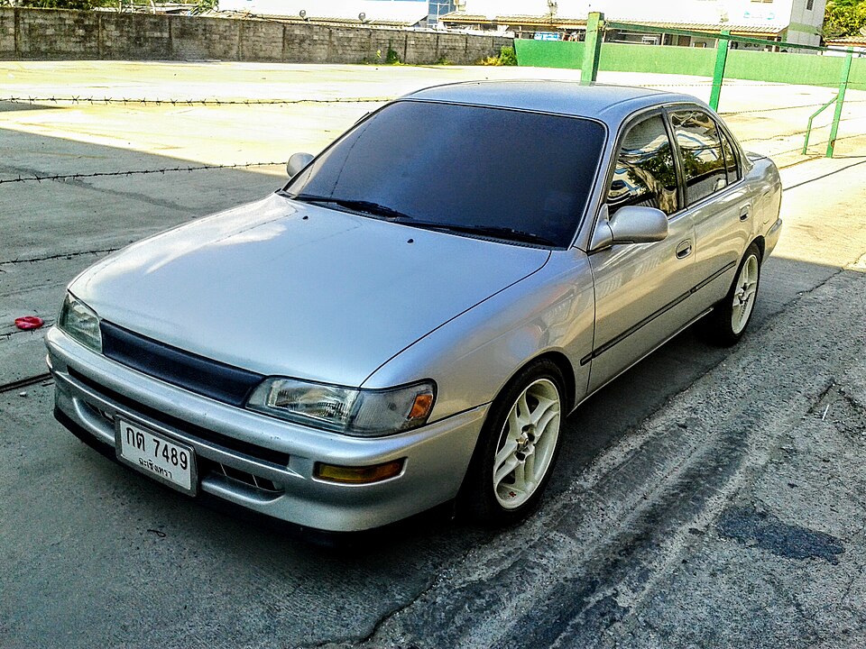 파일:Tuned Toyota Corolla (AE101) 1.6 GXi front.jpg