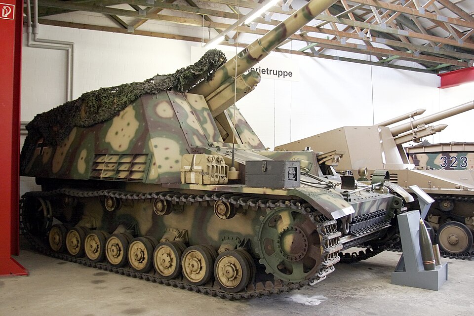 파일:SdKfz165.jpg