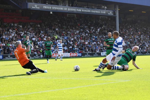 파일:GAME4GRENFELL-charity-football-match-Loftus-Road-London-UK-02-Sep-2017 (1).jpg