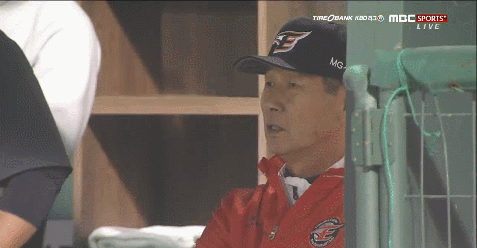 파일:노인학대3.gif