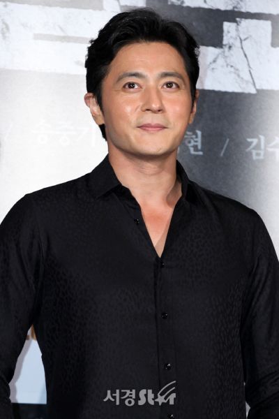파일:장동건눈빛.jpg