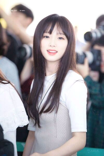 파일:예쁜예나.jpg