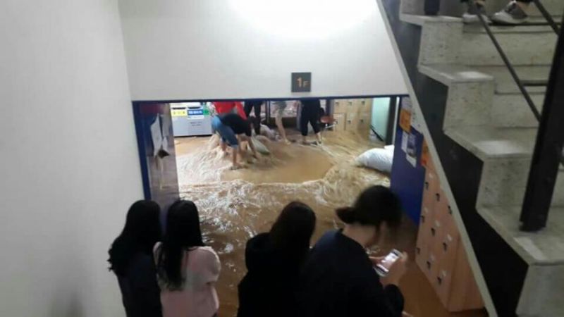 파일:유리벽.jpg
