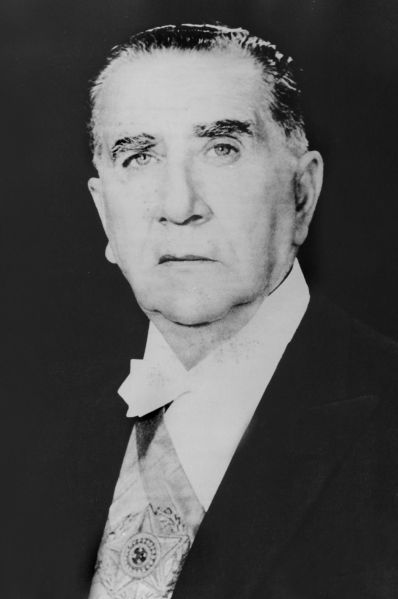 파일:Garrastazu médici.jpg