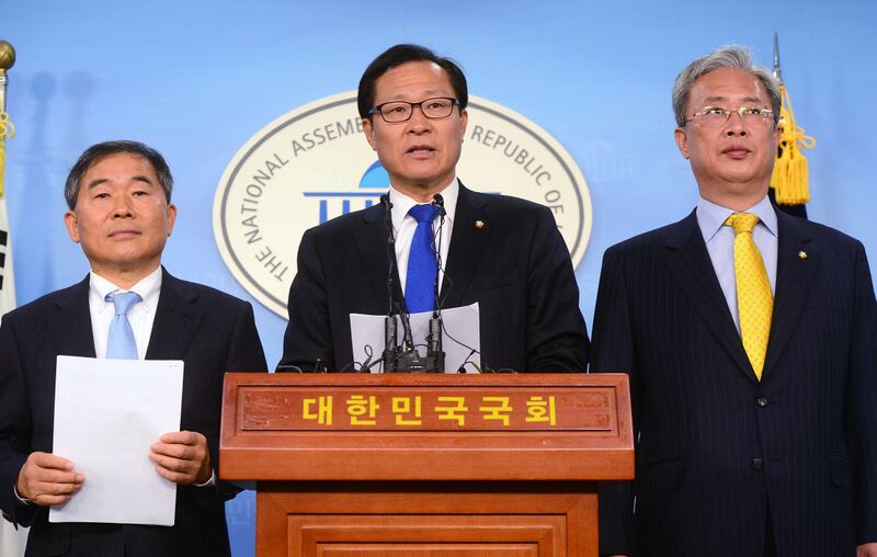 파일:Ahn26.jpg