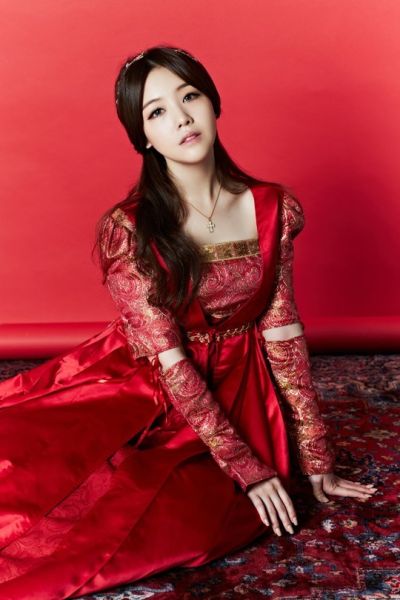파일:올리비아빵세.jpg