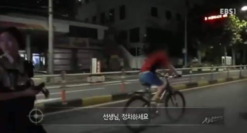 파일:엄복동 VS 걸캅스 저스티스의 몰락.jpg